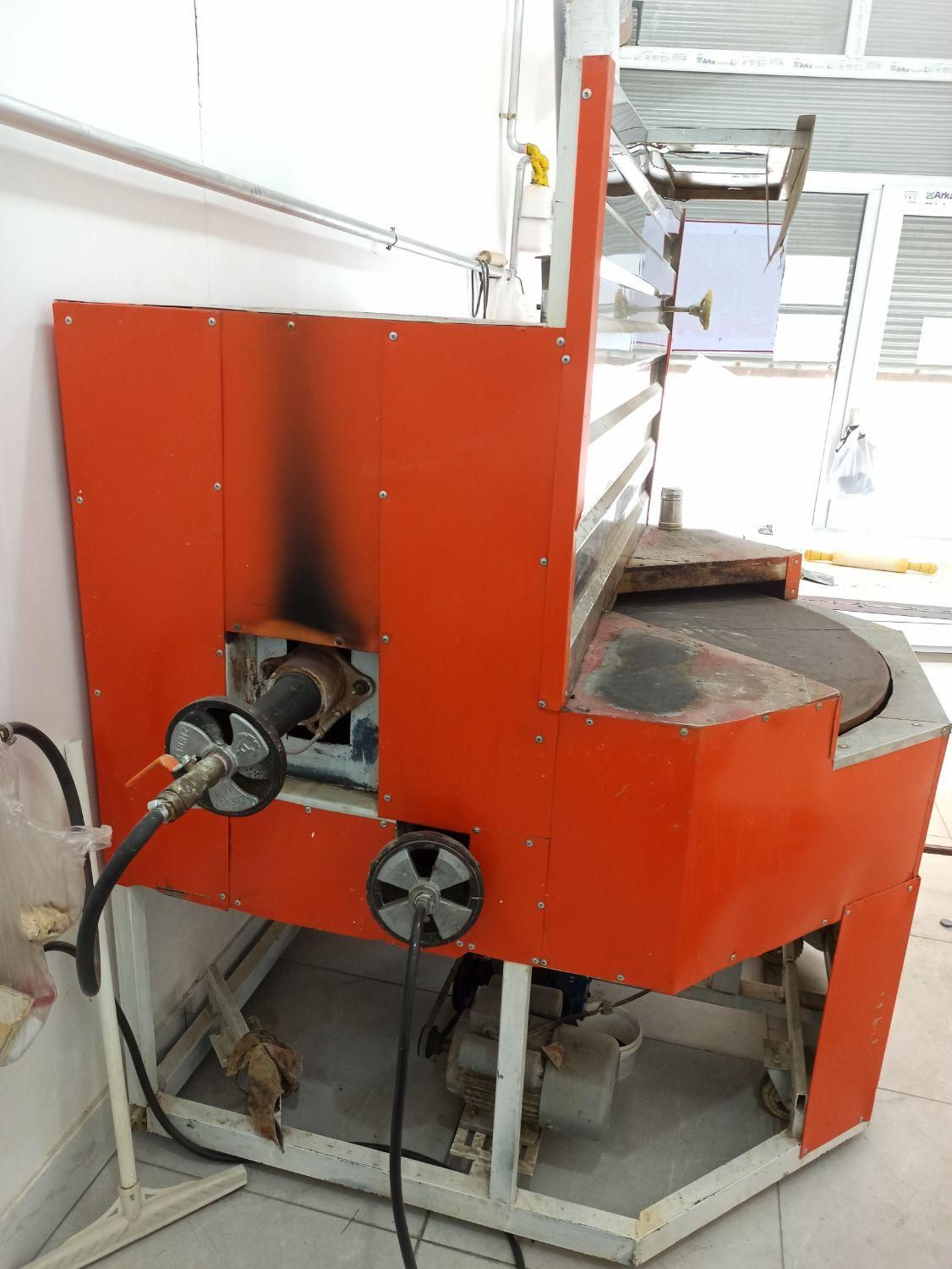 تنور گازی و برقی گردان ۱/۵ متری|کافیشاپ و رستوران|بانه, |دیوار