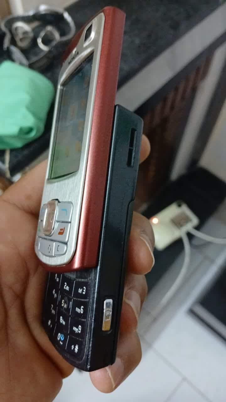 گوشی نوکیا N8 و N80|موبایل|ساری, |دیوار