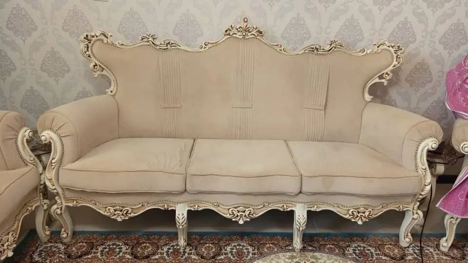 مبلمان ۷نفره به همراه میز ناهار خوری۴نفره در حد نو|مبلمان خانگی و میز عسلی|گلپایگان, |دیوار
