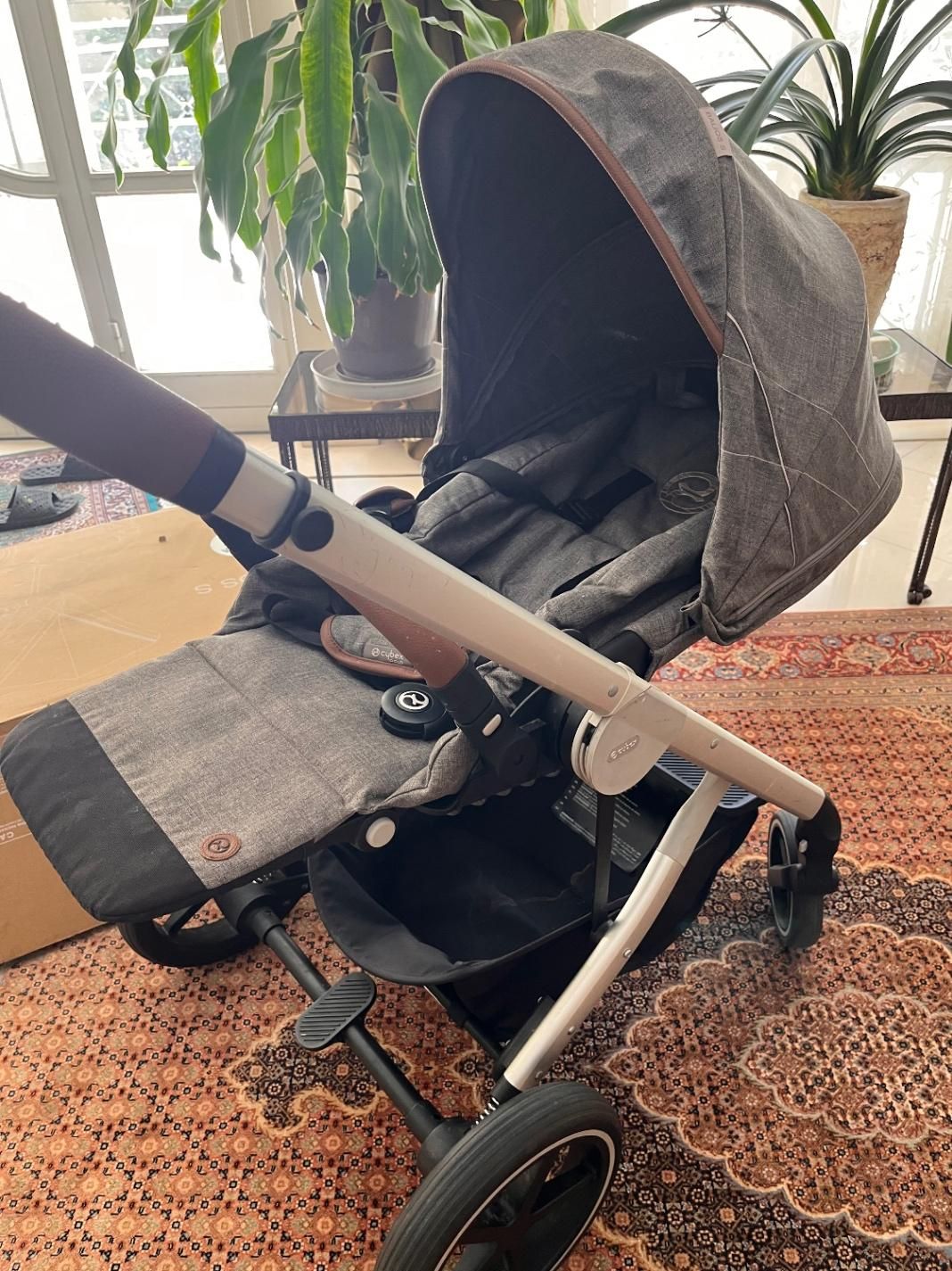 کالسکه و کریر|کالسکه و لوازم جانبی|تهران, هروی|دیوار