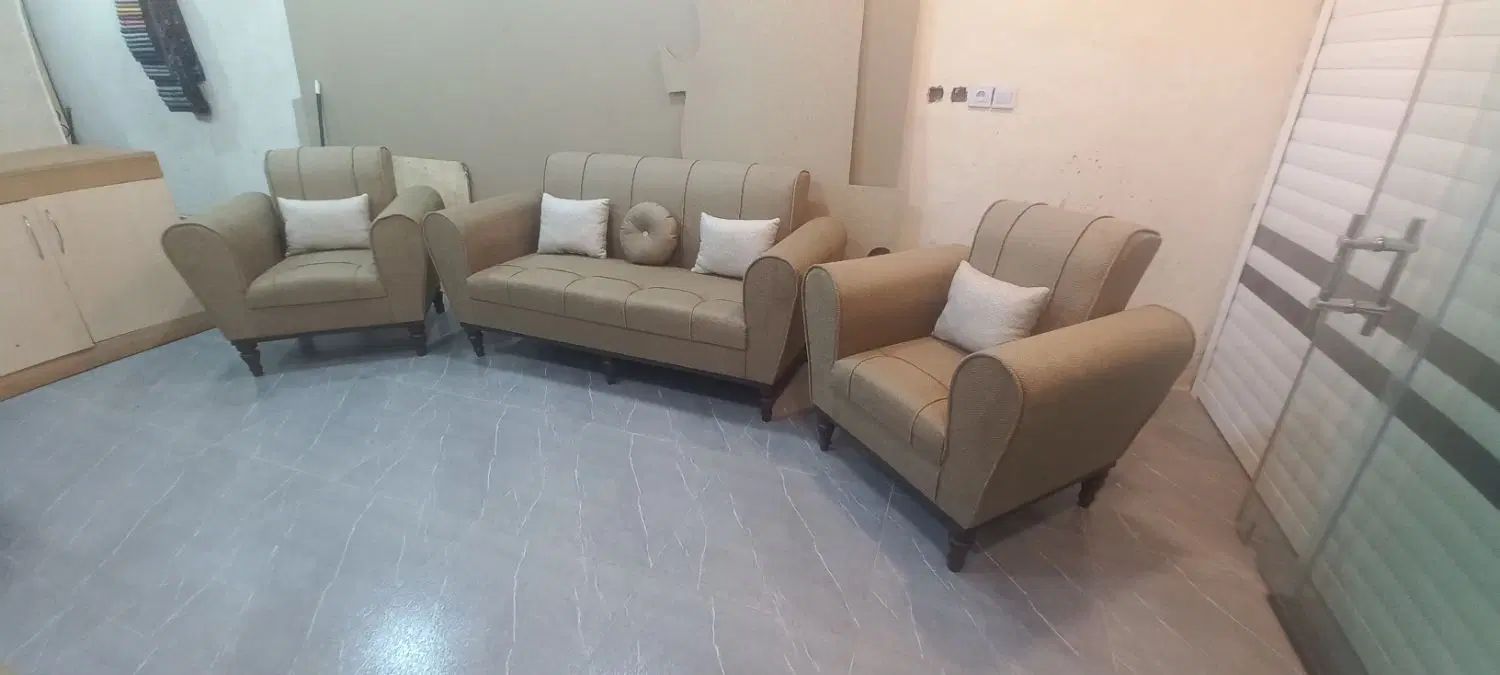 مبل هفت نفره|مبلمان خانگی و میز عسلی|رشت, سیا اسطلخ|دیوار