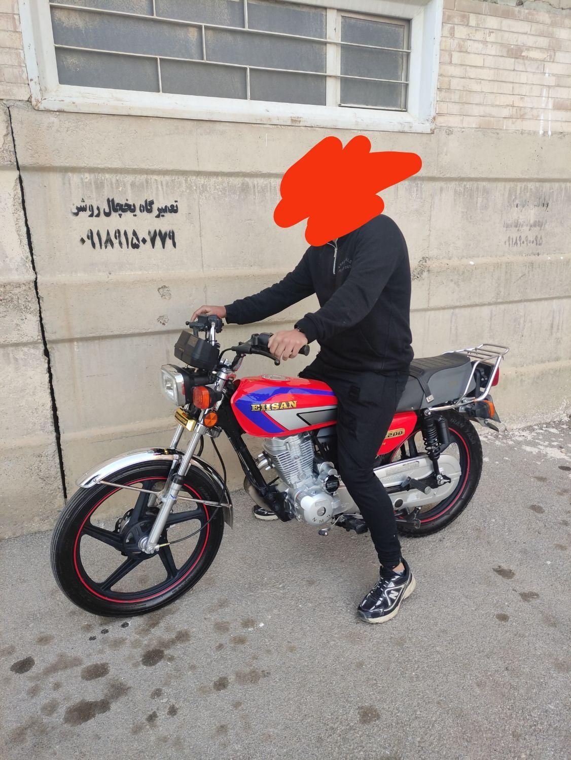 احسان ۲۰۰ ۱۴۰۳|موتورسیکلت|همدان, |دیوار