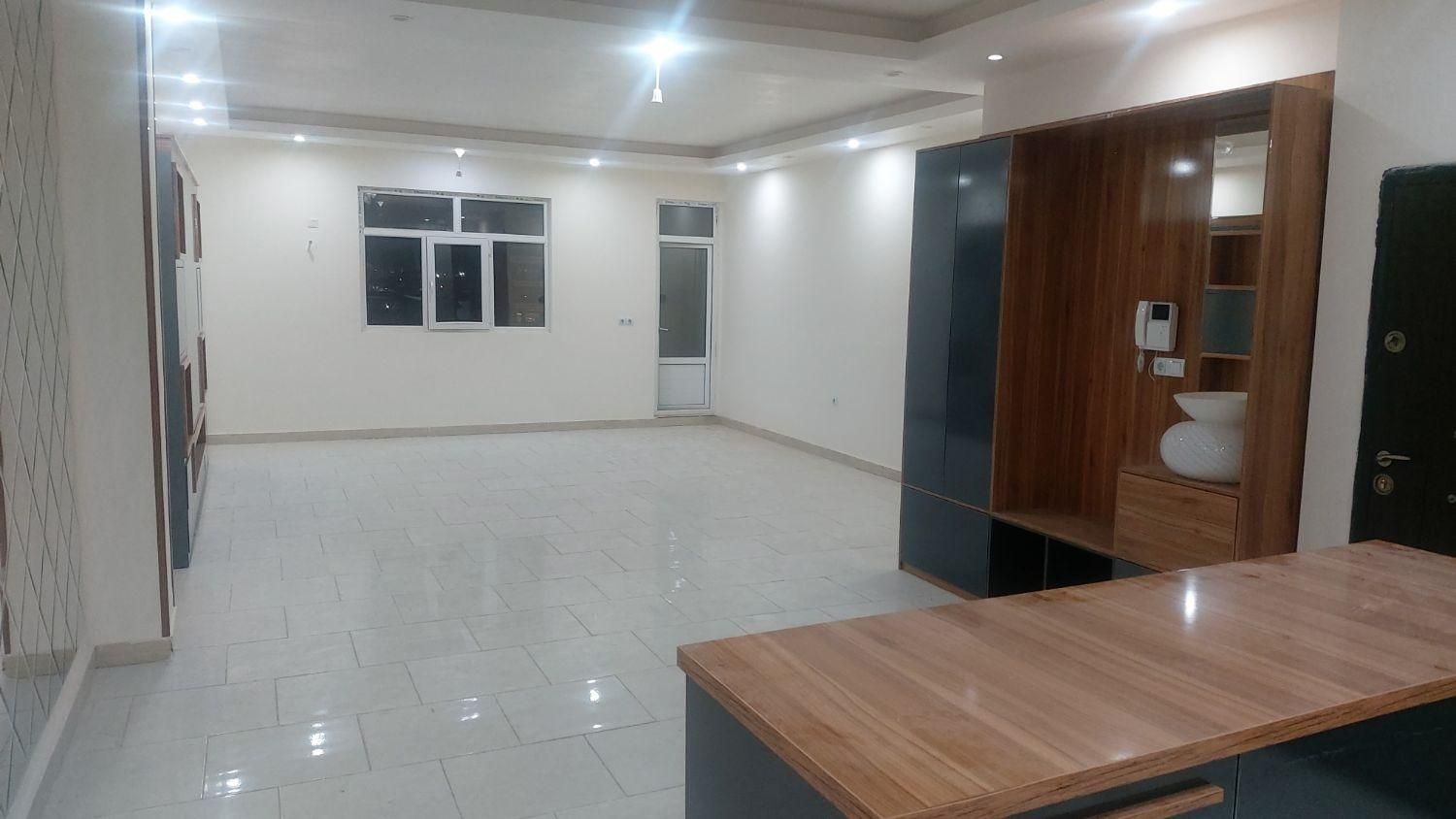 آپارتمان کلید اول بلوار یادمان|فروش آپارتمان|خرمشهر, |دیوار