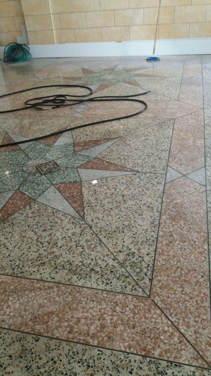 سنگسابی،کفسابی واجرای موزائیک درجا الماس شهر*پارسا|خدمات نظافت|شهرکرد, |دیوار