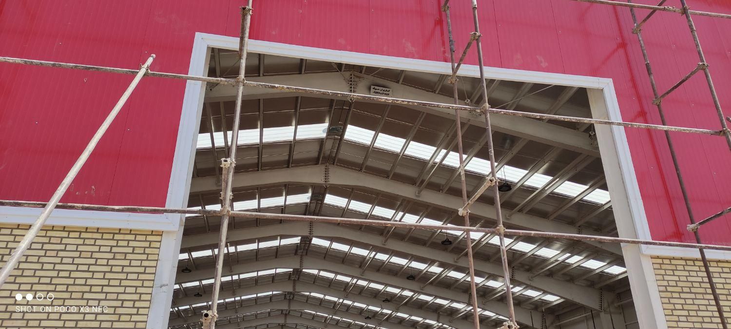 نصاب پوشش سقف شیروانی سبک سازی|خدمات پیشه و مهارت|رشت, کوی غلام نیا|دیوار