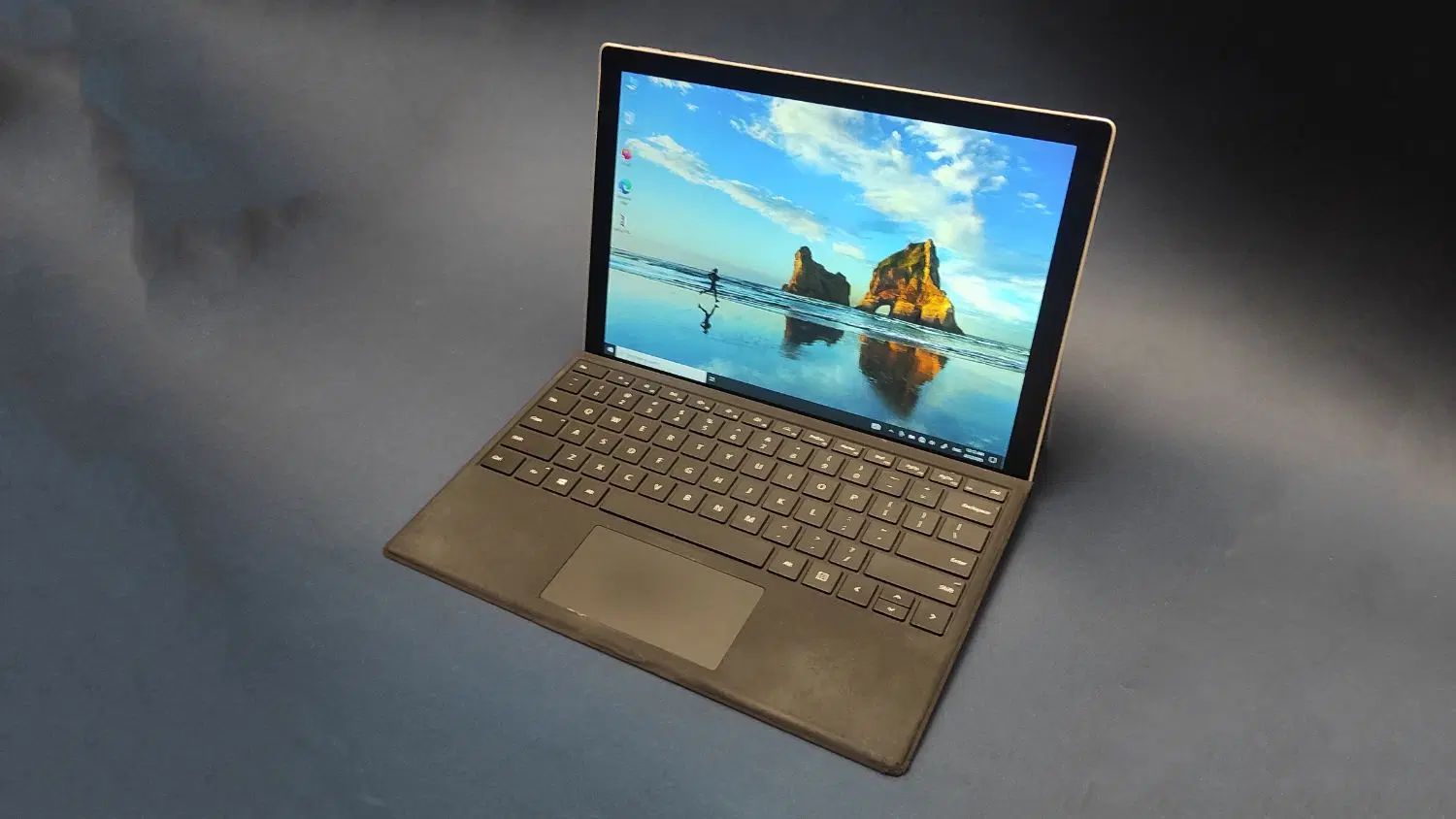 لپ تاپ تبلت سورفیس surface pro 5 + کیبورد و شارژر|رایانه همراه|تبریز, |دیوار