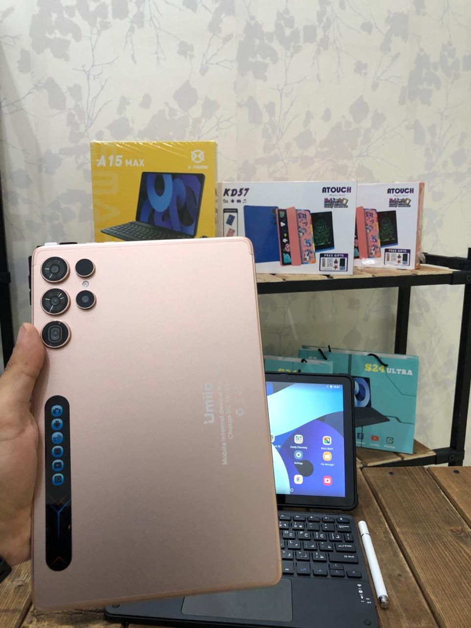 تبلت های کیبورد دار ۱۰ اینچ umiio s24به همراه کیف|تبلت|تهران, نازی‌آباد|دیوار