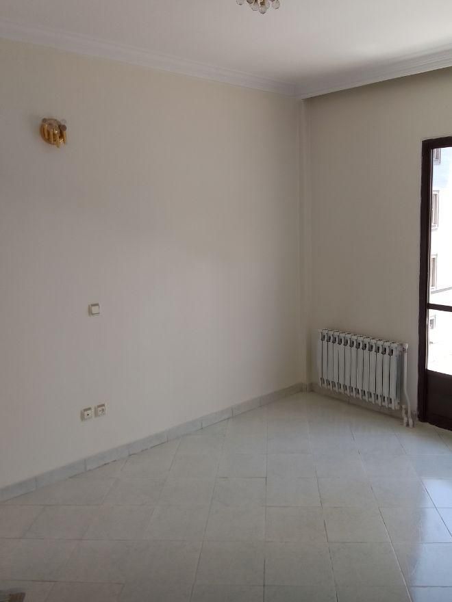 ۱۰۰متر آپارتمان. پاتریس لومومبا