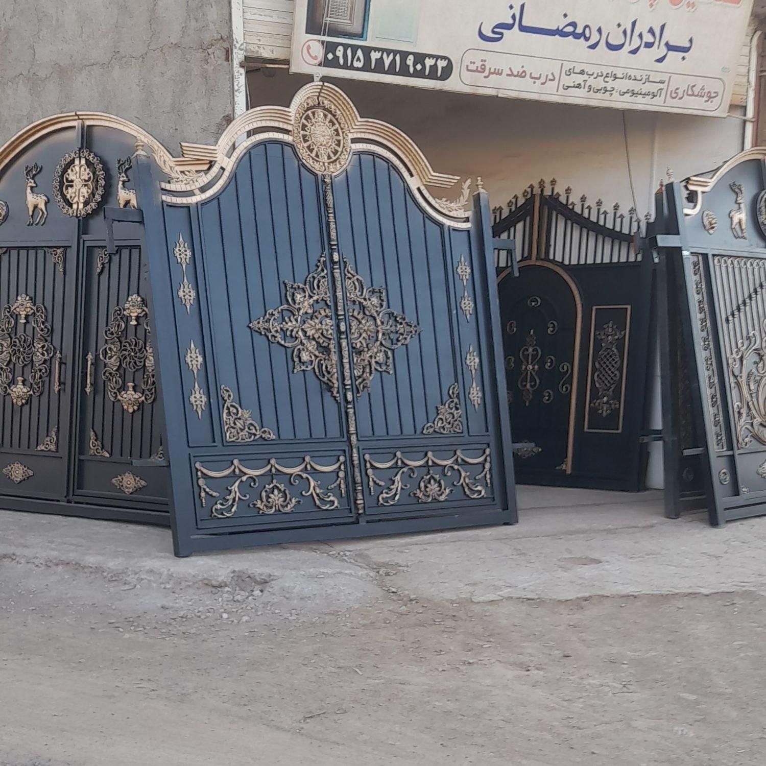 درب آهنی حیاط باغ ویلا گاراژ|مصالح و تجهیزات ساختمان|سبزوار, طبرسی (جعفرآباد)|دیوار