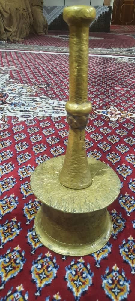 هاون برنجی عتیقه خیلی قدیمی|کلکسیون اشیاء عتیقه|اهواز, کمپلو جنوبی|دیوار