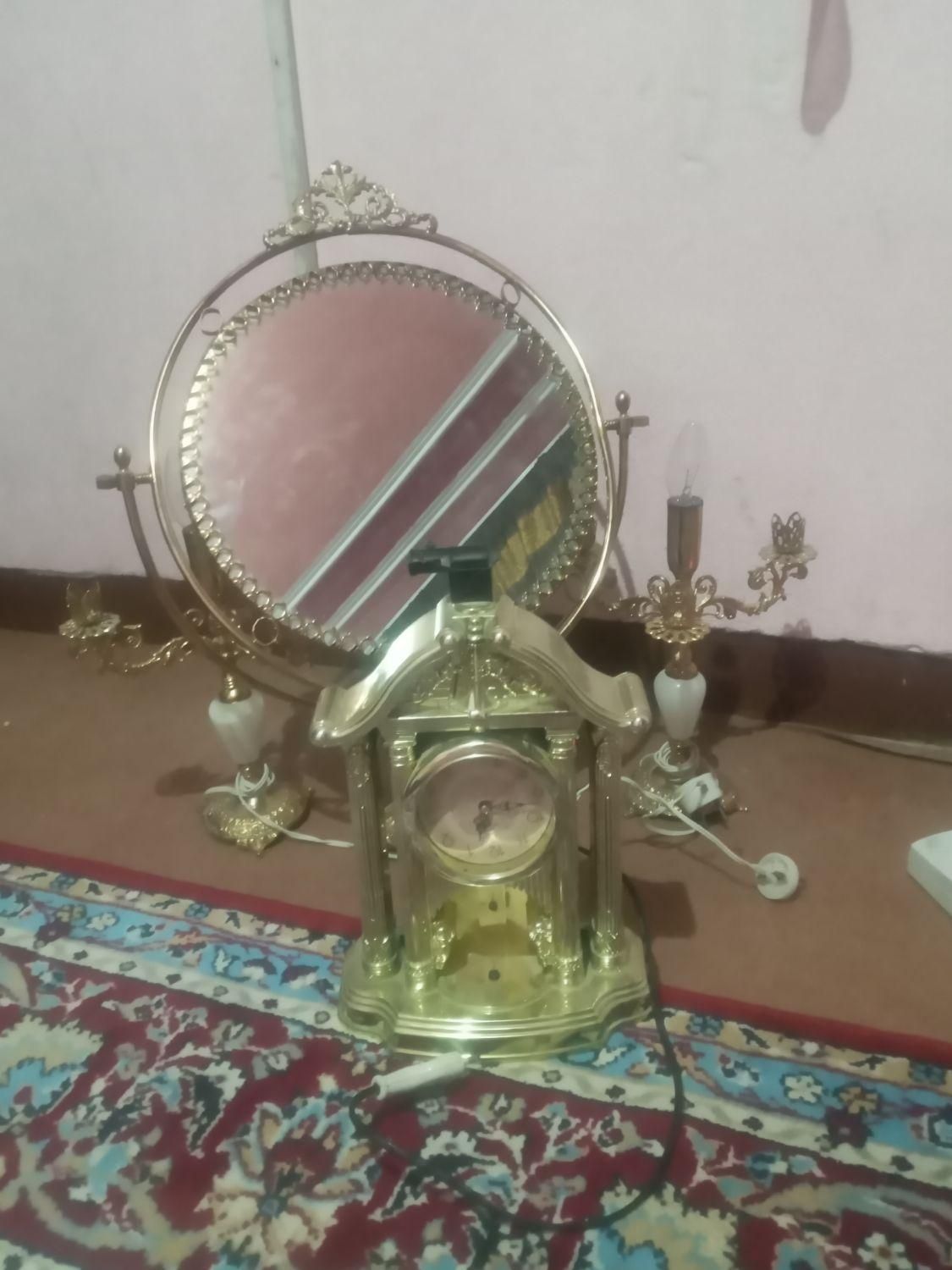 سعی سالم بخاطر بدهیم برای فروش گذاشتم|آینه|شاهین‌شهر, حافظ شمالی|دیوار