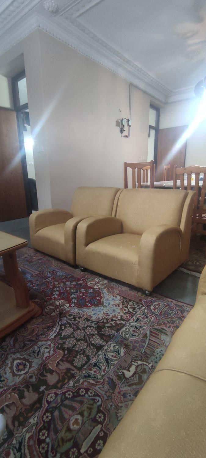 مبلمان ۷ نفره راحتی|مبلمان خانگی و میز عسلی|لنگرود, |دیوار