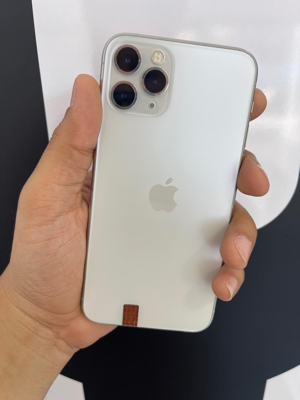 اپل iPhone 11 Pro با حافظهٔ ۲۵۶ گیگابایت|موبایل|بندر دیر, |دیوار