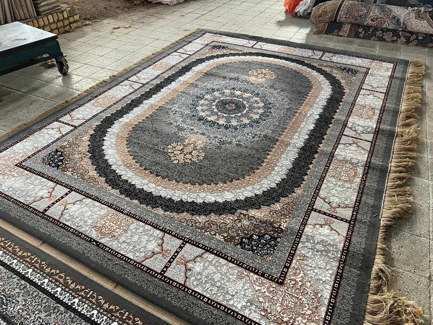 مختلف و متنوع و گوناگون/قالی/فرش|فرش|یزد, |دیوار