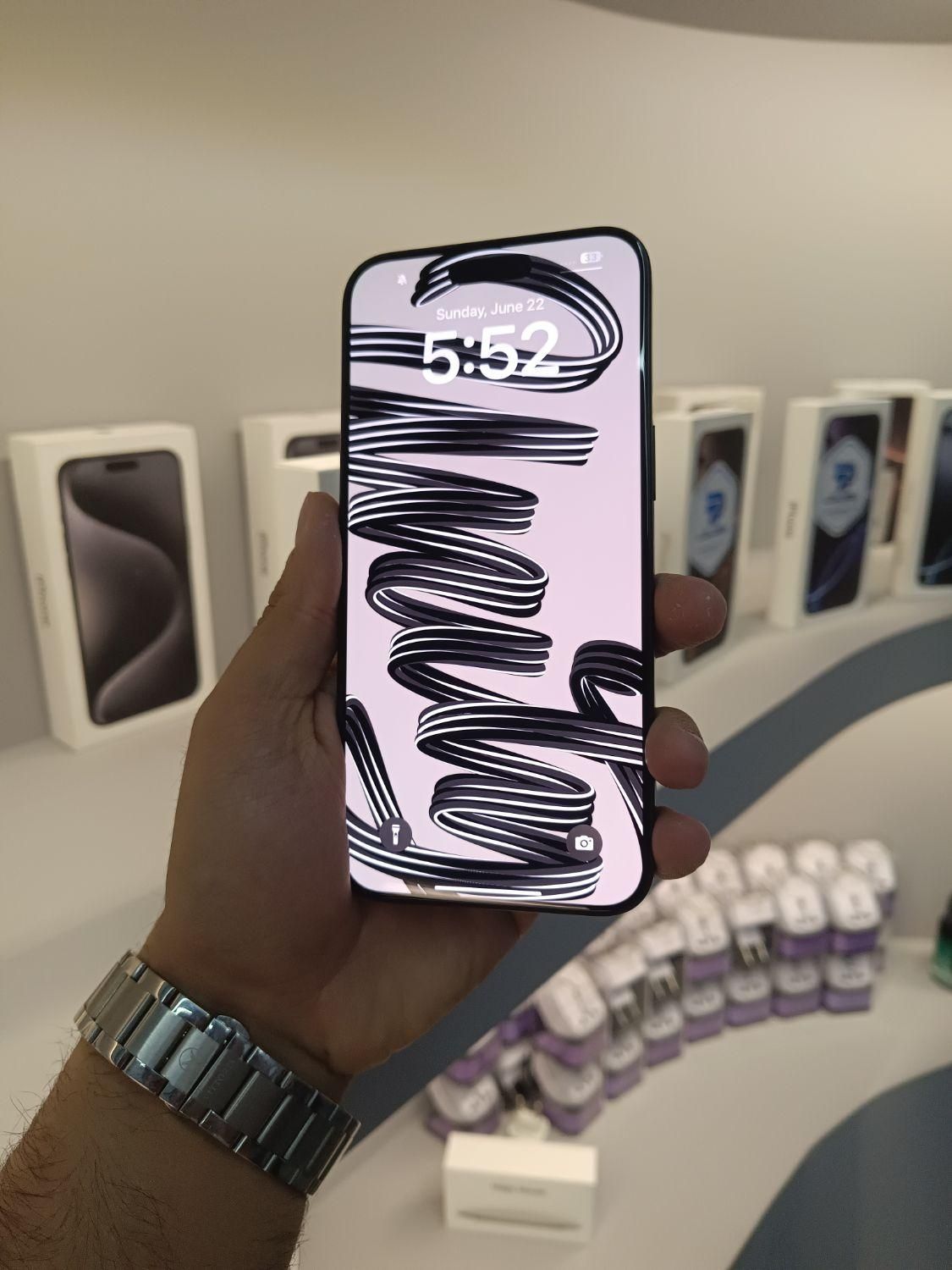 iphone 15 pro max|موبایل|اصفهان, باغ نگاره|دیوار