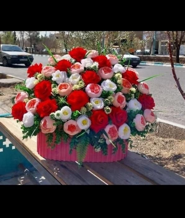 جشنواره باکس گل سبد بله برون خواستگاری پایه ترحیم|گل مصنوعی|یزد, |دیوار