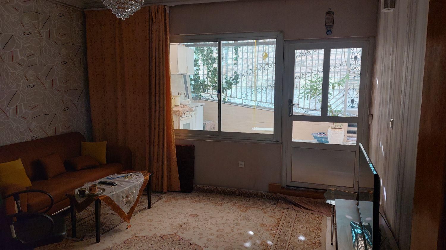 طبقه اول|فروش آپارتمان|مشهد, راه آهن|دیوار