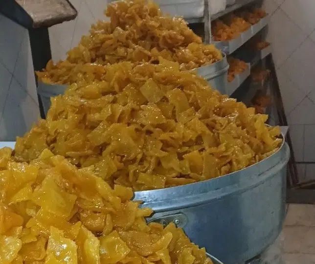 گوشفیل وبامیه پذیرا بانیم قرن تجربه|خوردنی و آشامیدنی|اصفهان, عطار نیشابوری|دیوار