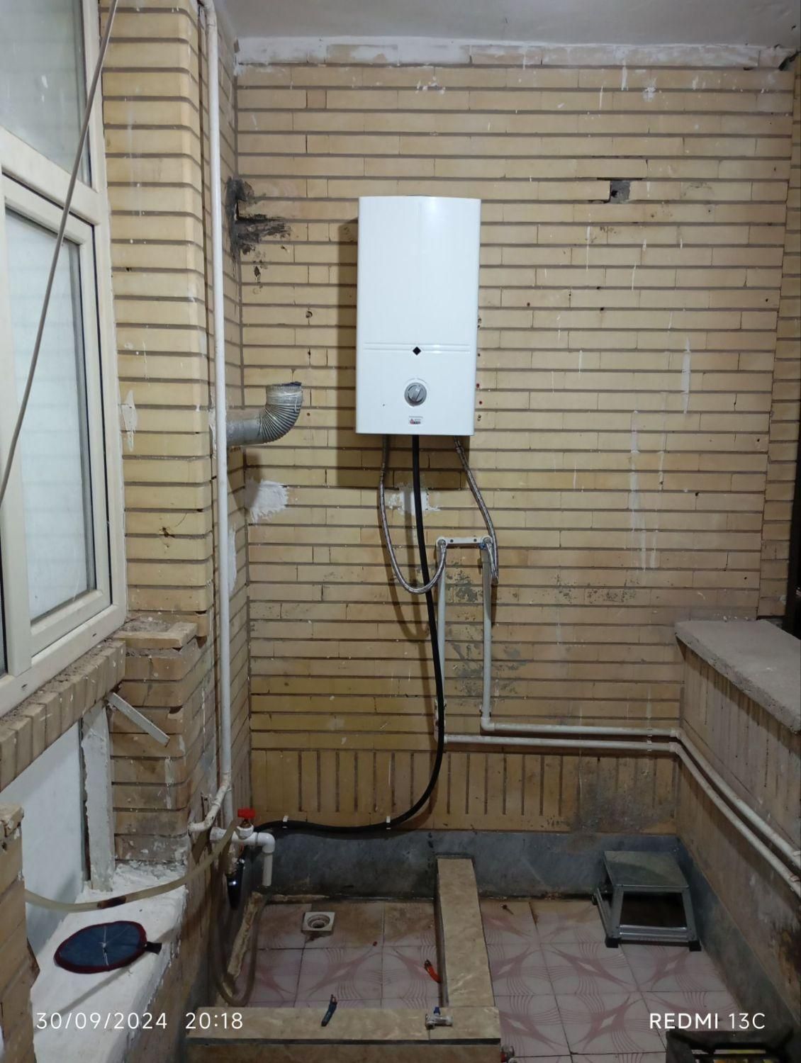 خدمات لوله کشی آب ساختمان و سرویس آبگرمکن دیواری|خدمات پیشه و مهارت|شوش, |دیوار