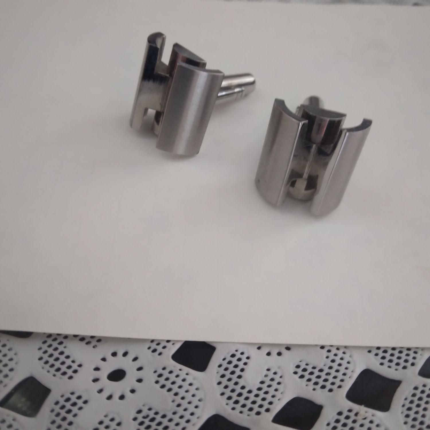 دکمه سر دست عتیقه|کلکسیون اشیاء عتیقه|تبریز, |دیوار