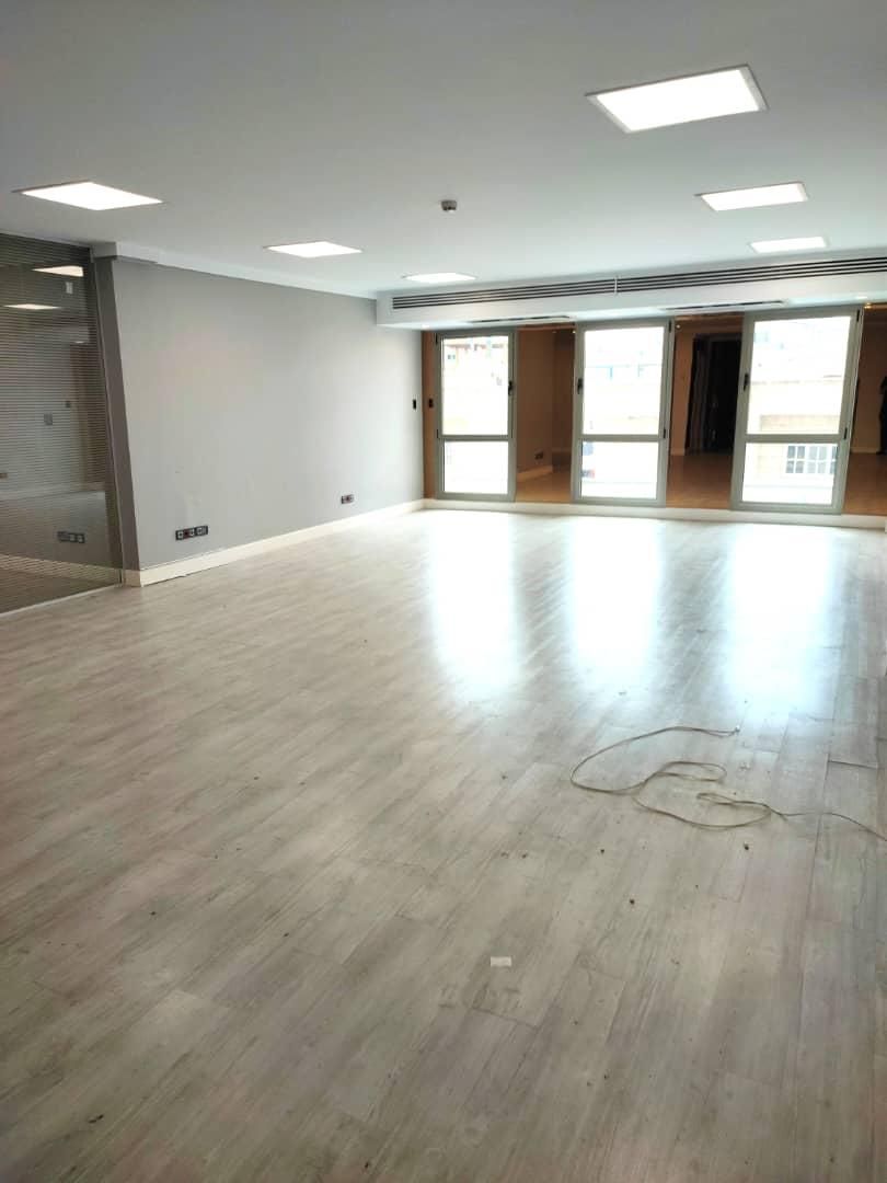 براصلی میرداماد ـ ۲۰۵متر سنداداری ـ چسبیده به مترو|فروش دفتر کار، اتاق اداری، مطب|تهران, میرداماد|دیوار