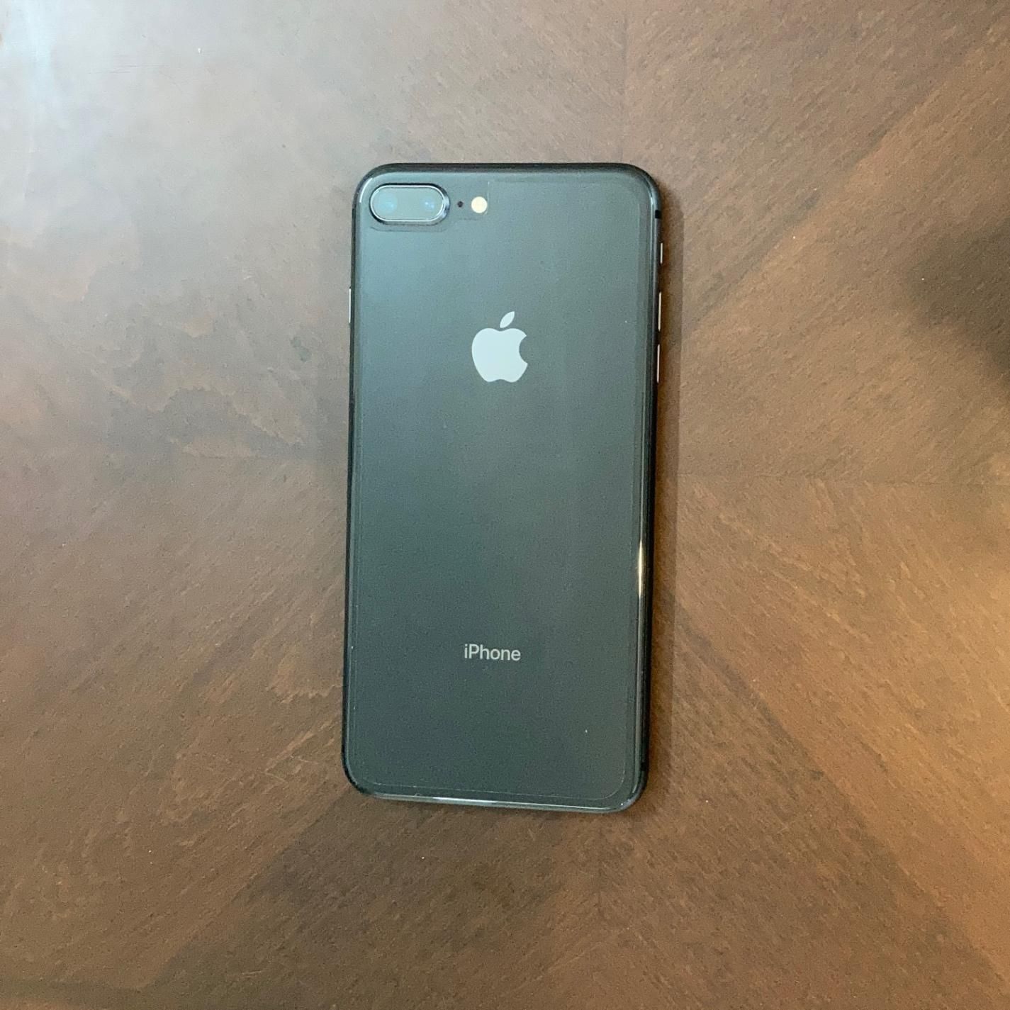 iPhone 8 Plus آیفون ۸ پلاس|موبایل|اصفهان, ملاصدرا|دیوار
