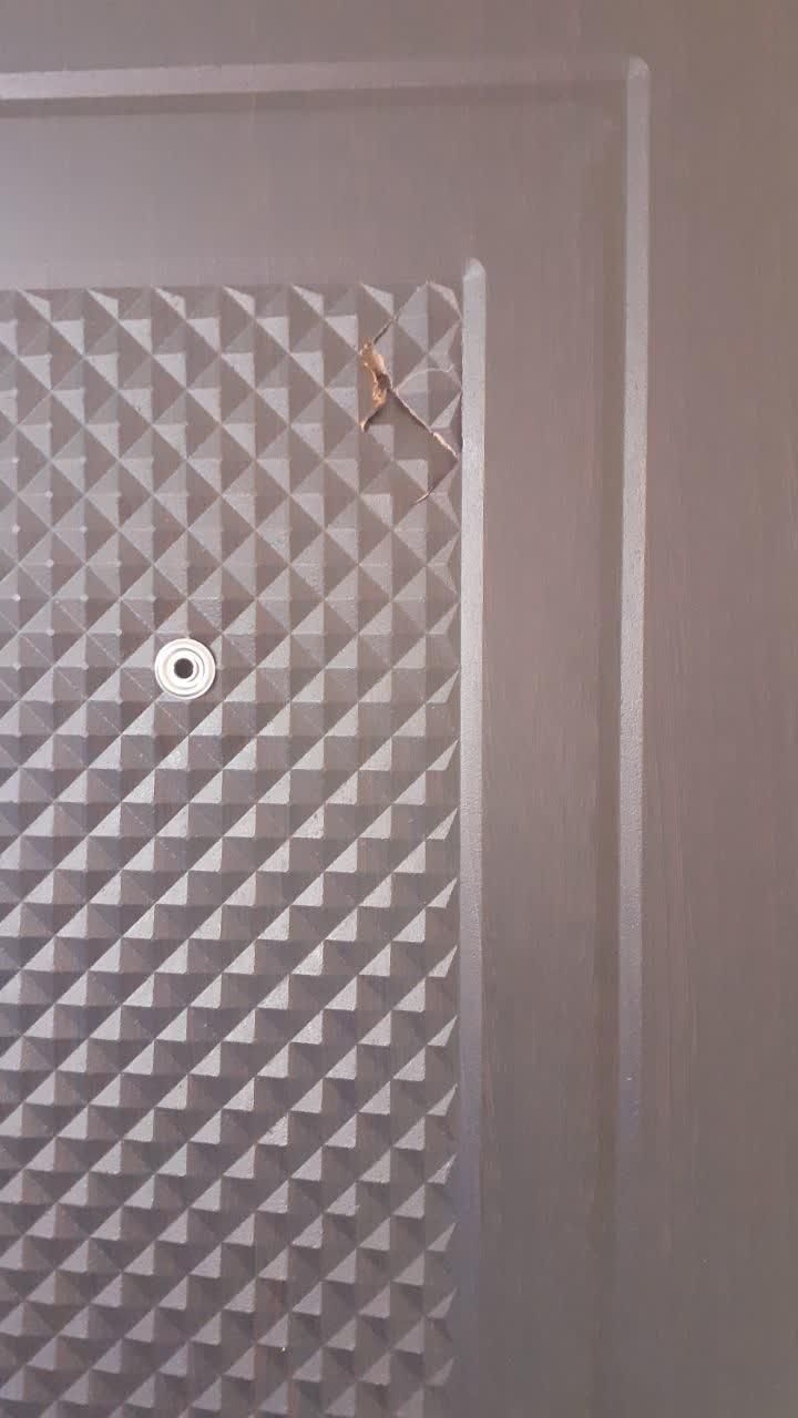 نصب درب اتاقی و پی وی سی و ضدسرقت وتعمیرات قفل|خدمات پیشه و مهارت|ایلام, |دیوار