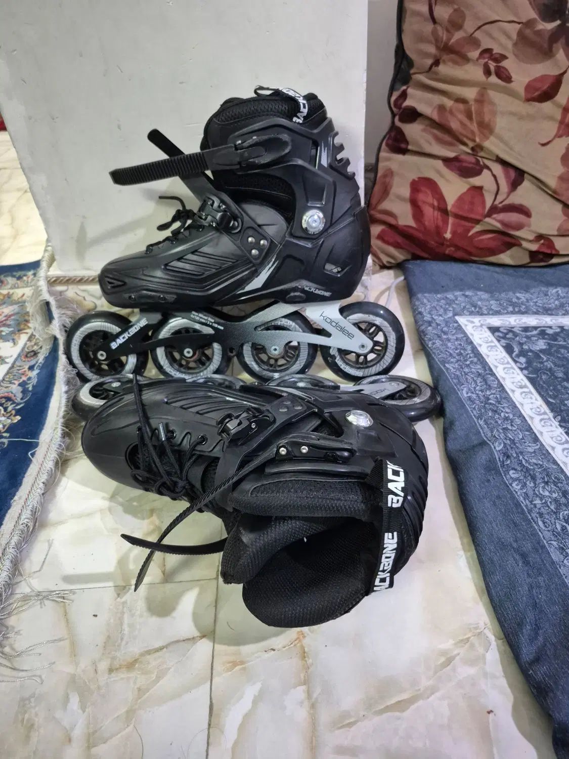اسکیت black bone حرفه ای|دوچرخه، اسکیت، اسکوتر|تهران, هفده شهریور|دیوار