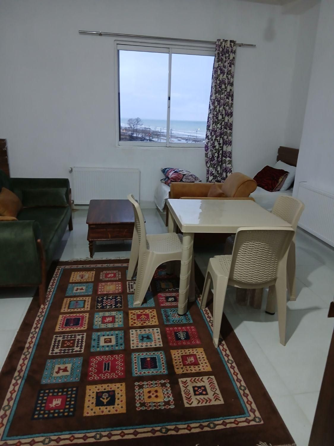 اجاره آپارتمان پلاک اول ساحلی باویودریا|اجارهٔ کوتاهمدت آپارتمان و سوئیت|چالوس, |دیوار