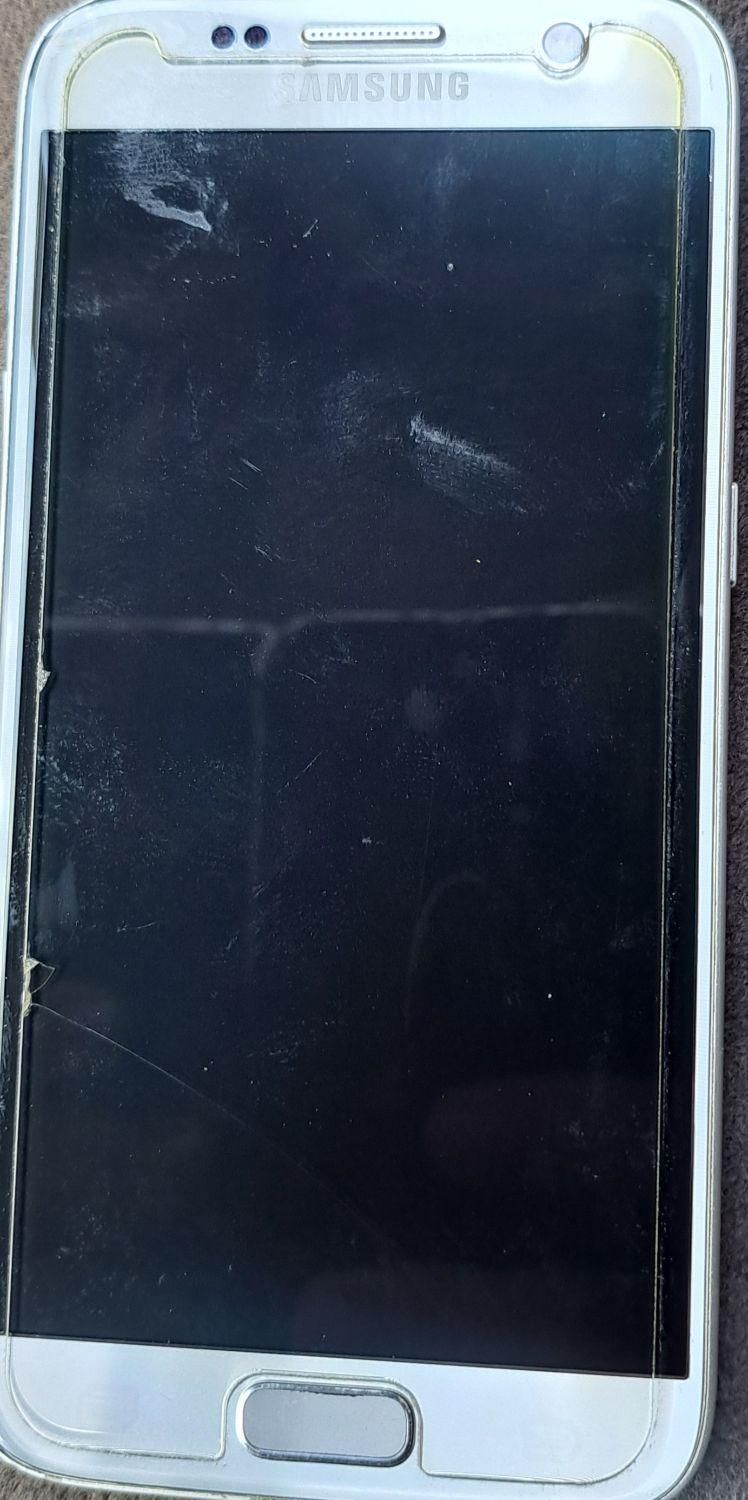 سامسونگ S7 تخت که روشن نمیشود و بالا نمیآید|موبایل|تهران, ائمه اطهار|دیوار