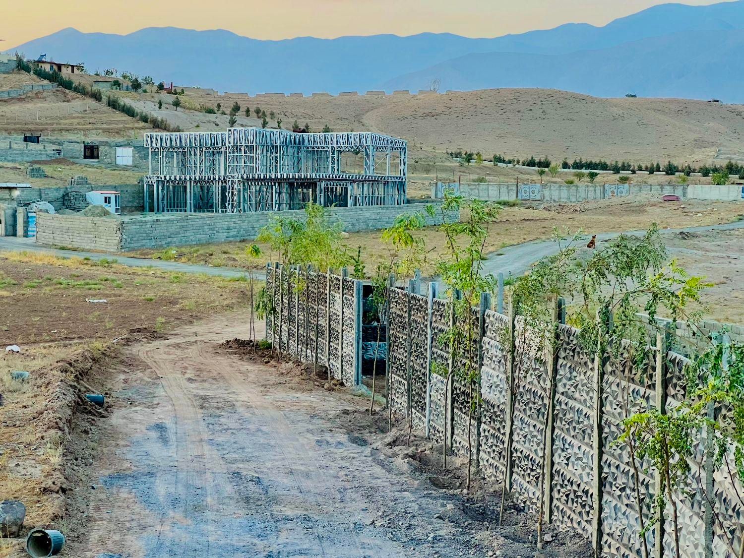 ۹۰۰متر زمین/چهاردیواری/شهرکی/در کوشک زر - کوهسار|فروش زمین و ملک کلنگی|هشتگرد, کوشک زر|دیوار