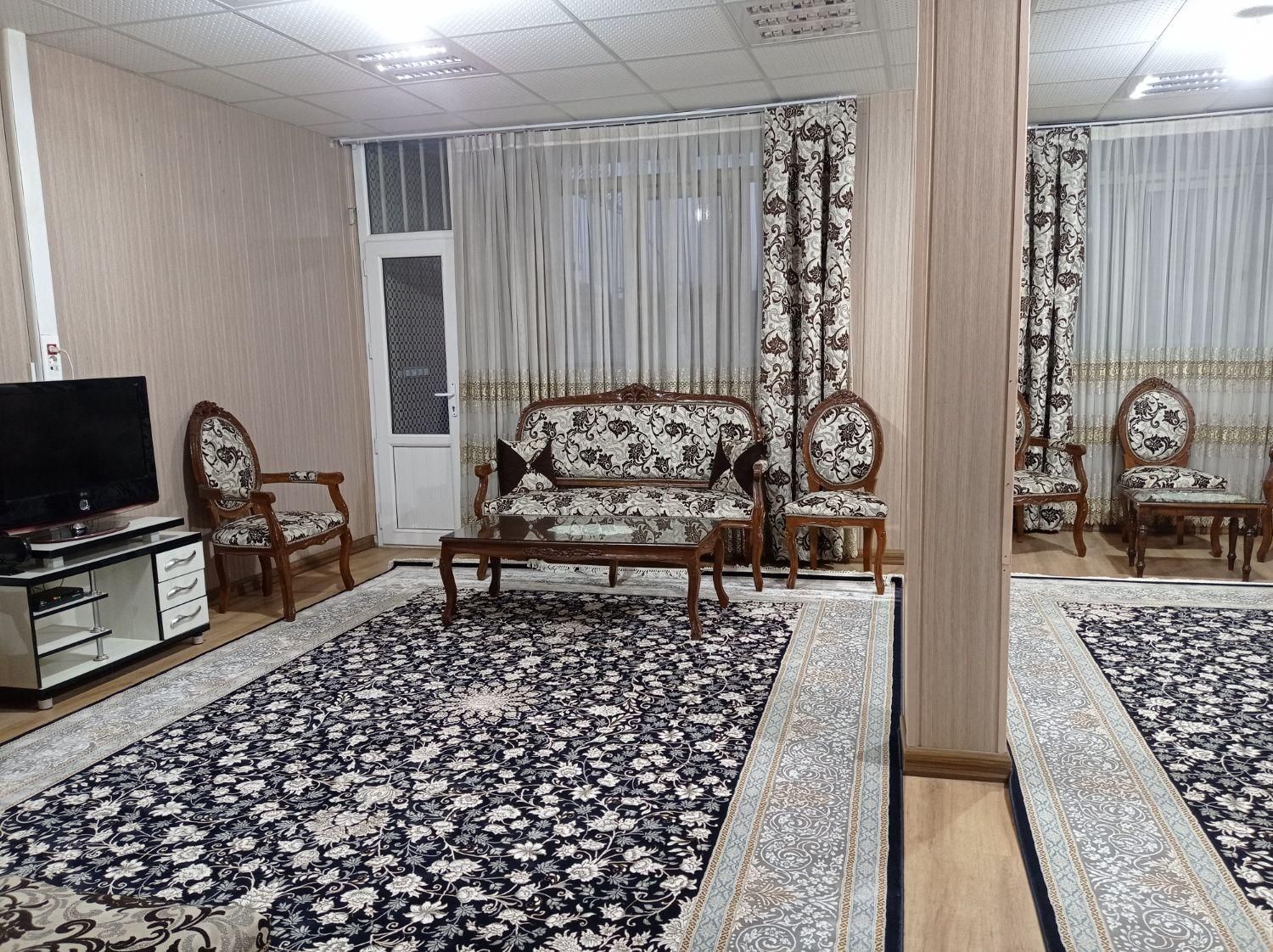 سوییت و واحد مستقل در مرکز شهر، میدان انقلاب|اجارهٔ کوتاه‌مدت آپارتمان و سوئیت|زنجان, |دیوار