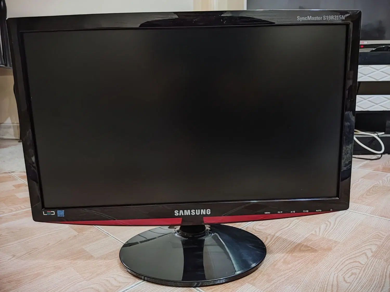 مانیتور ۱۹ اینچ سامسونگ LED 60hz|قطعات و لوازم جانبی رایانه|تهران, شادآباد|دیوار
