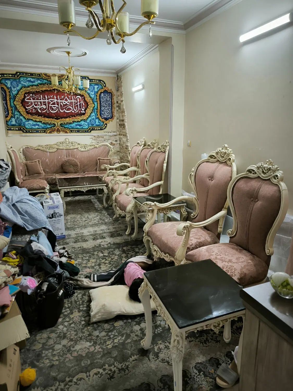 مبلمان سلطنتی کاملا نو ۹ نفره|مبلمان خانگی و میز عسلی|تهران, بهمن یار|دیوار
