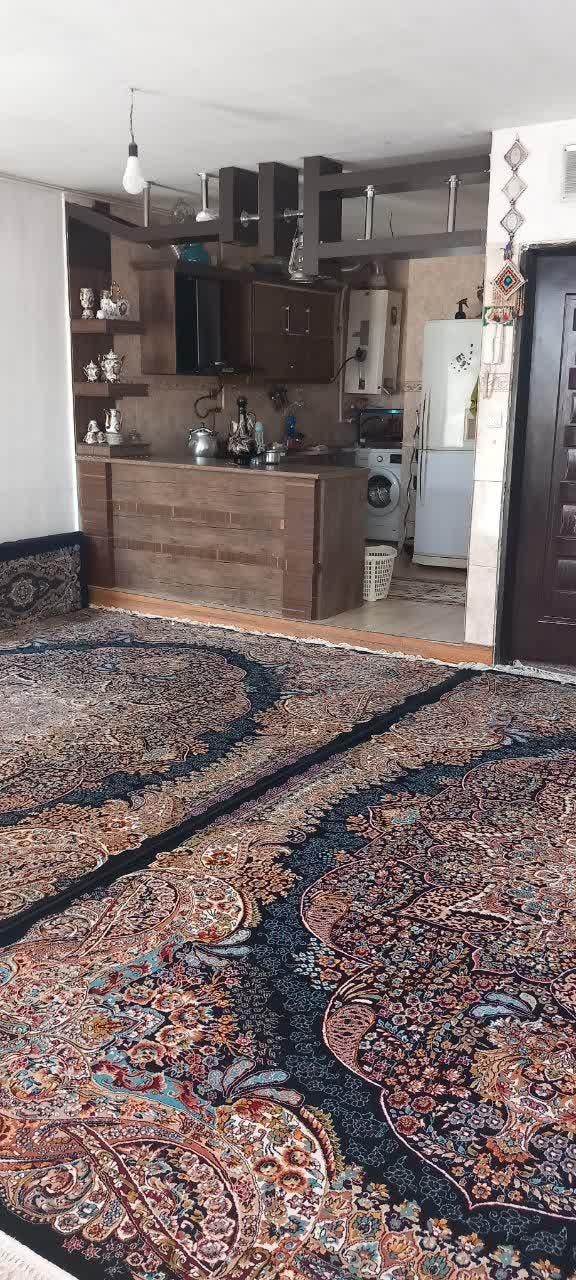اجاره خانه ویلایی طبقه دوم ۹۰ متری ۱ خوابه|اجارهٔ خانه و ویلا|اصفهان, عمان سامانی|دیوار