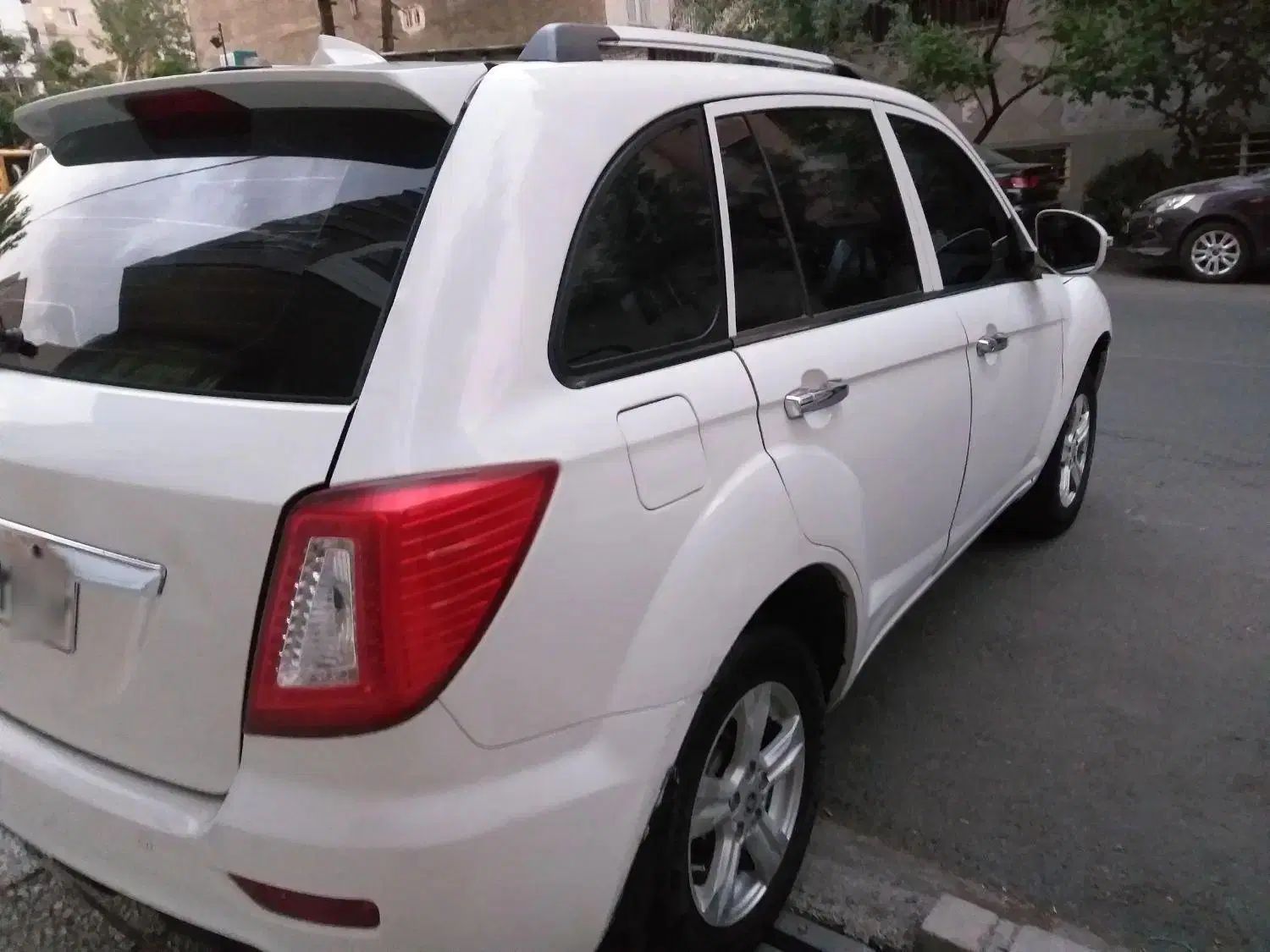 لیفان X60 دنده‌ای، مدل ۱۳۹۲|خودرو سواری و وانت|تهران, استقلال|دیوار