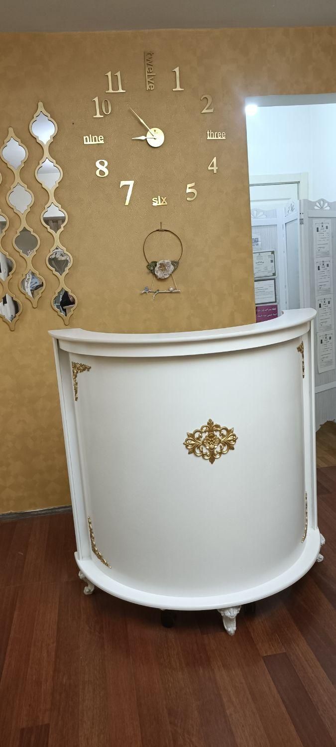 استخدام درمانی بهداشتی زیبایی|استخدام درمانی، زیبایی، بهداشتی|پرند, فاز ۵|دیوار