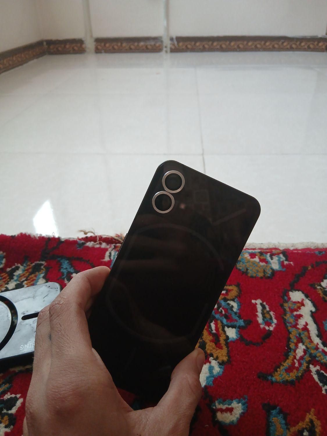 ناتینگ phone 1 با حافظهٔ ۲۵۶ گیگابایت|موبایل|تهران, خزانه|دیوار