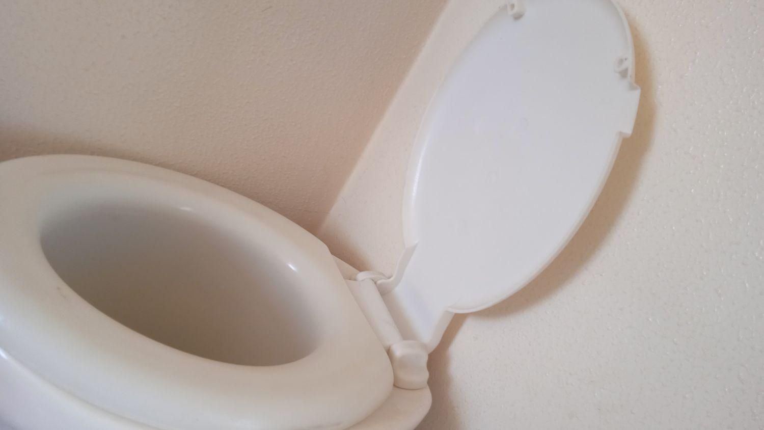 توالت فرنگی سیار|لوازم سرویس بهداشتی|هشتگرد, فاز ۷ مهستان|دیوار