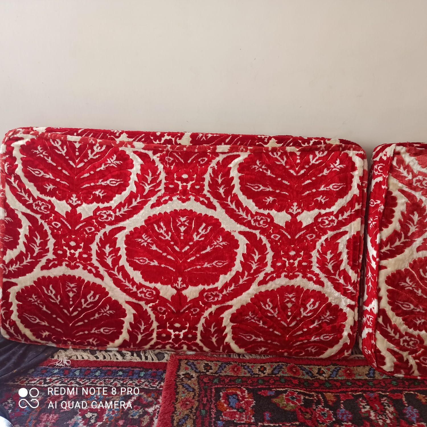 پشتی مخمل کاشان|پشتی|همدان, |دیوار