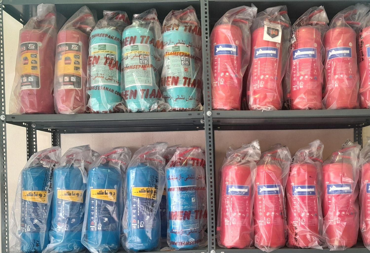 شارژ وفروش انواع کپسول های آتش‌نشانی|ابزارآلات|پردیس, کمرد|دیوار