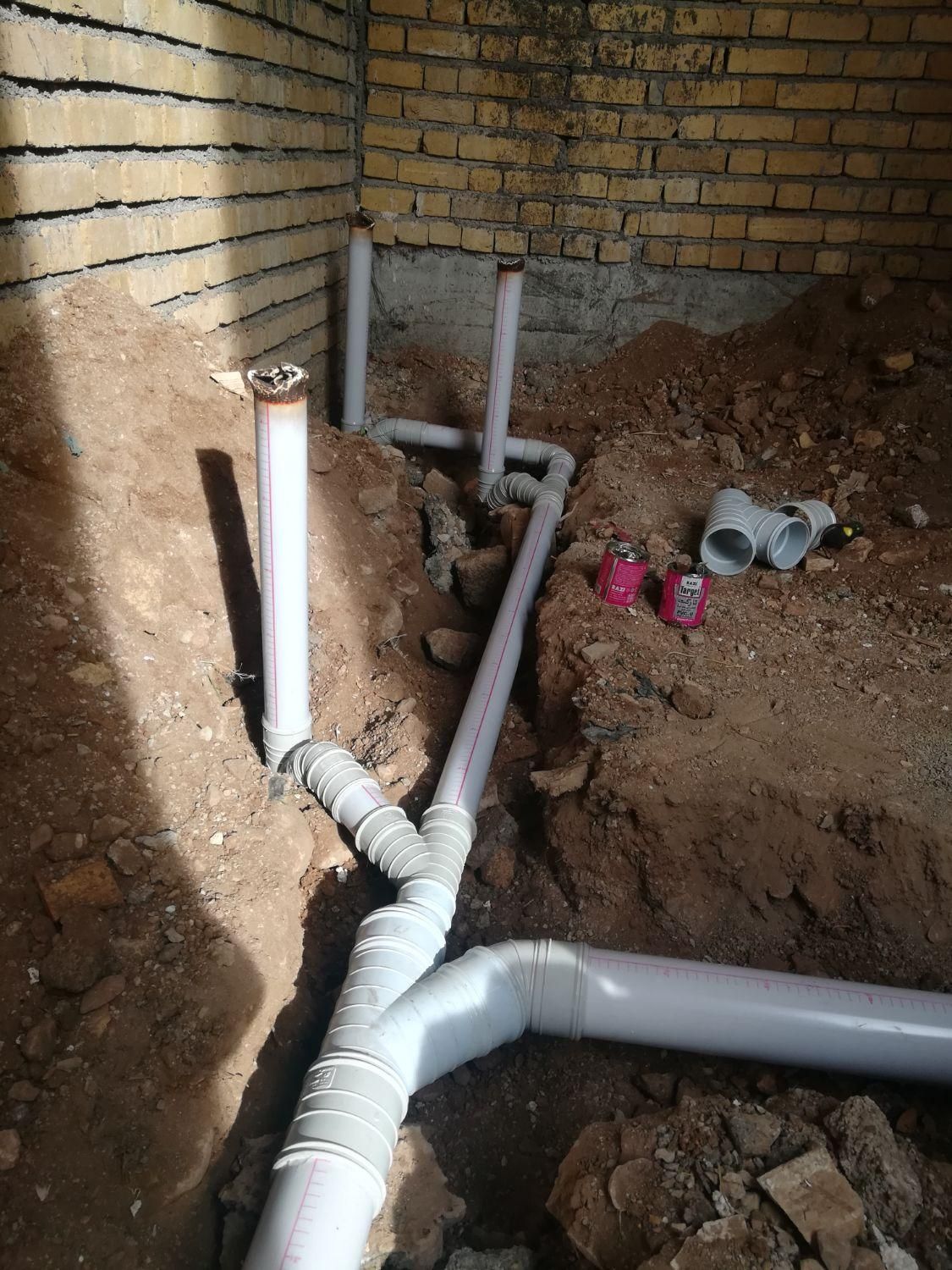 لوله بازکنی ولوله کشی آب ساختمان  مرادی|خدمات پیشه و مهارت|ایوان, |دیوار