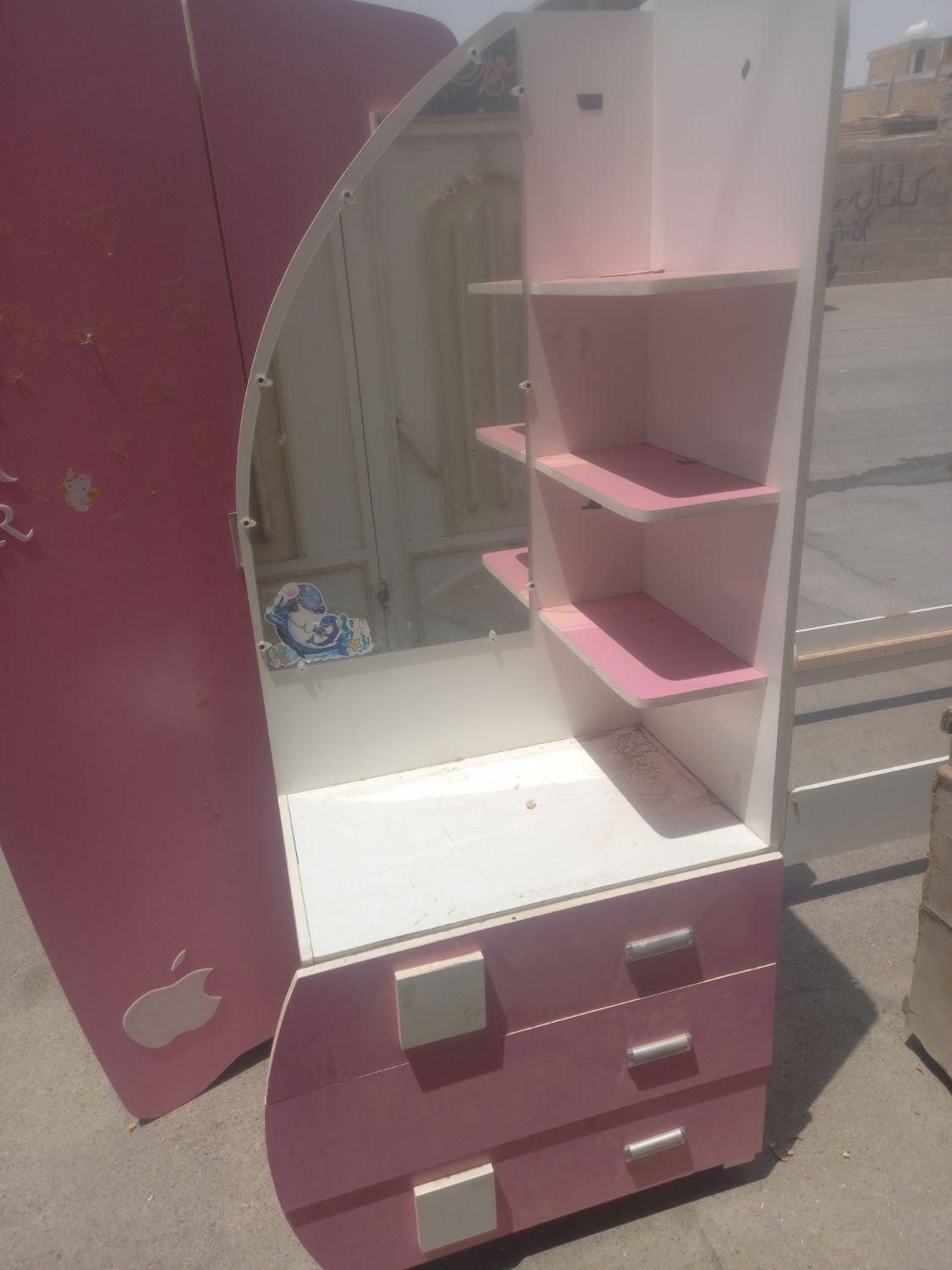 تخت وکمد بچه|اسباب و اثاث بچه|خمینیشهر, |دیوار