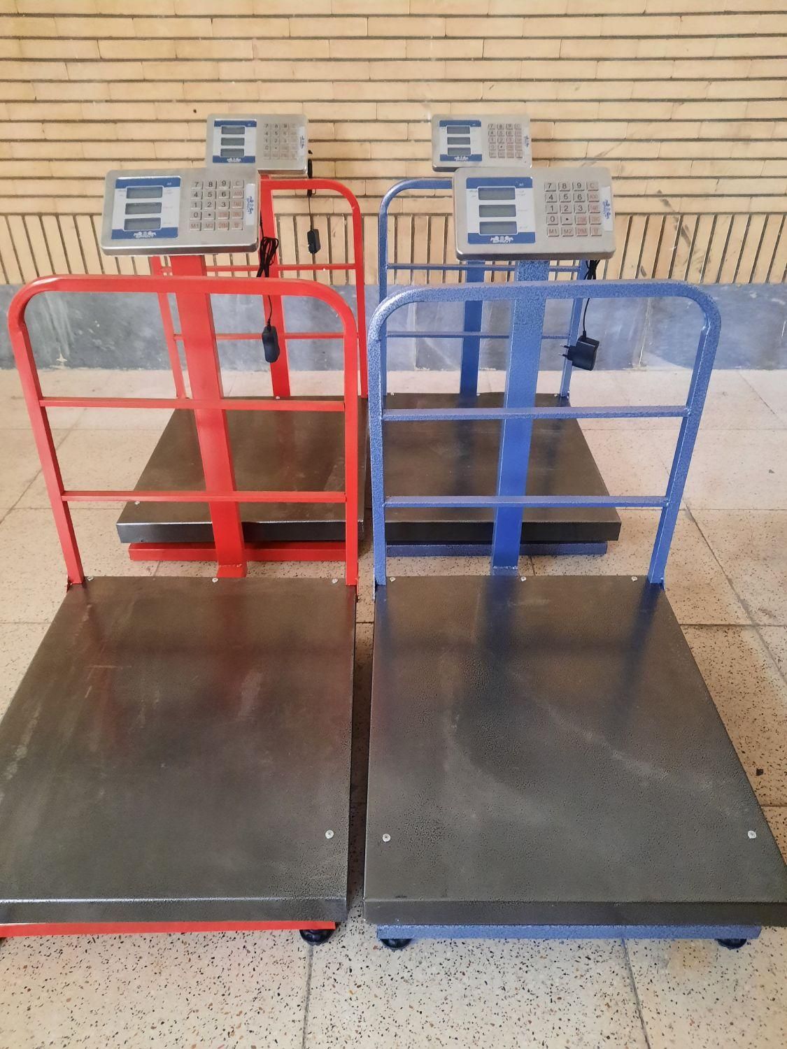 ترازو باسکول ۵۰۰ کیلو ابعاد کفه ۵۰×۶۰|فروشگاه و مغازه|اصفهان, عسگریه|دیوار