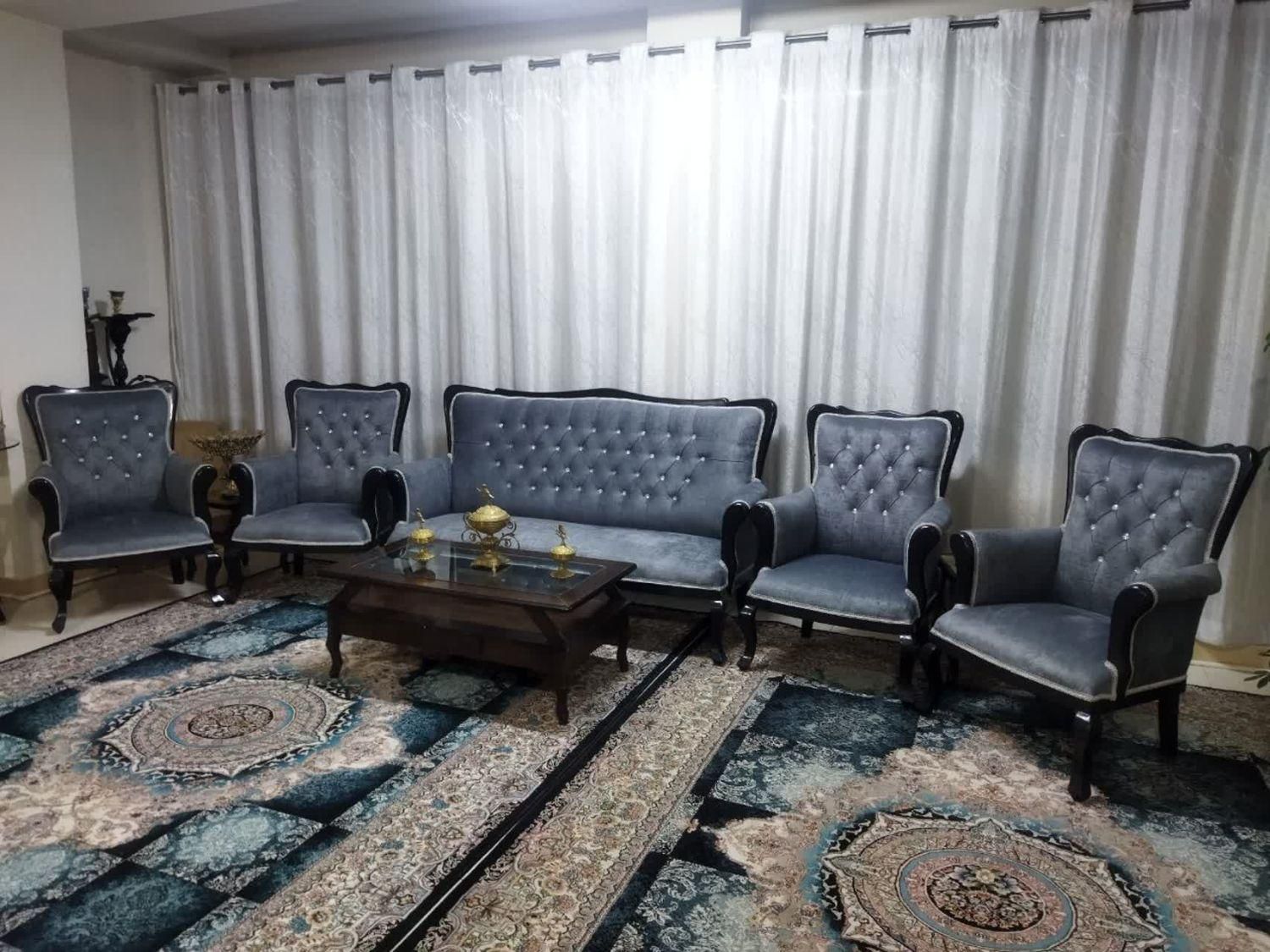 تعمیرات مبل پرستیژ استیل راحتی کلاسیک نقد اقساط|خدمات پیشه و مهارت|فردیس, منظریه|دیوار