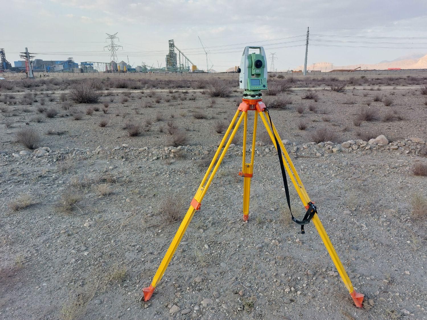 نقشه برداری با دوربین و جی پی اس|خدمات پیشه و مهارت|رفسنجان, |دیوار