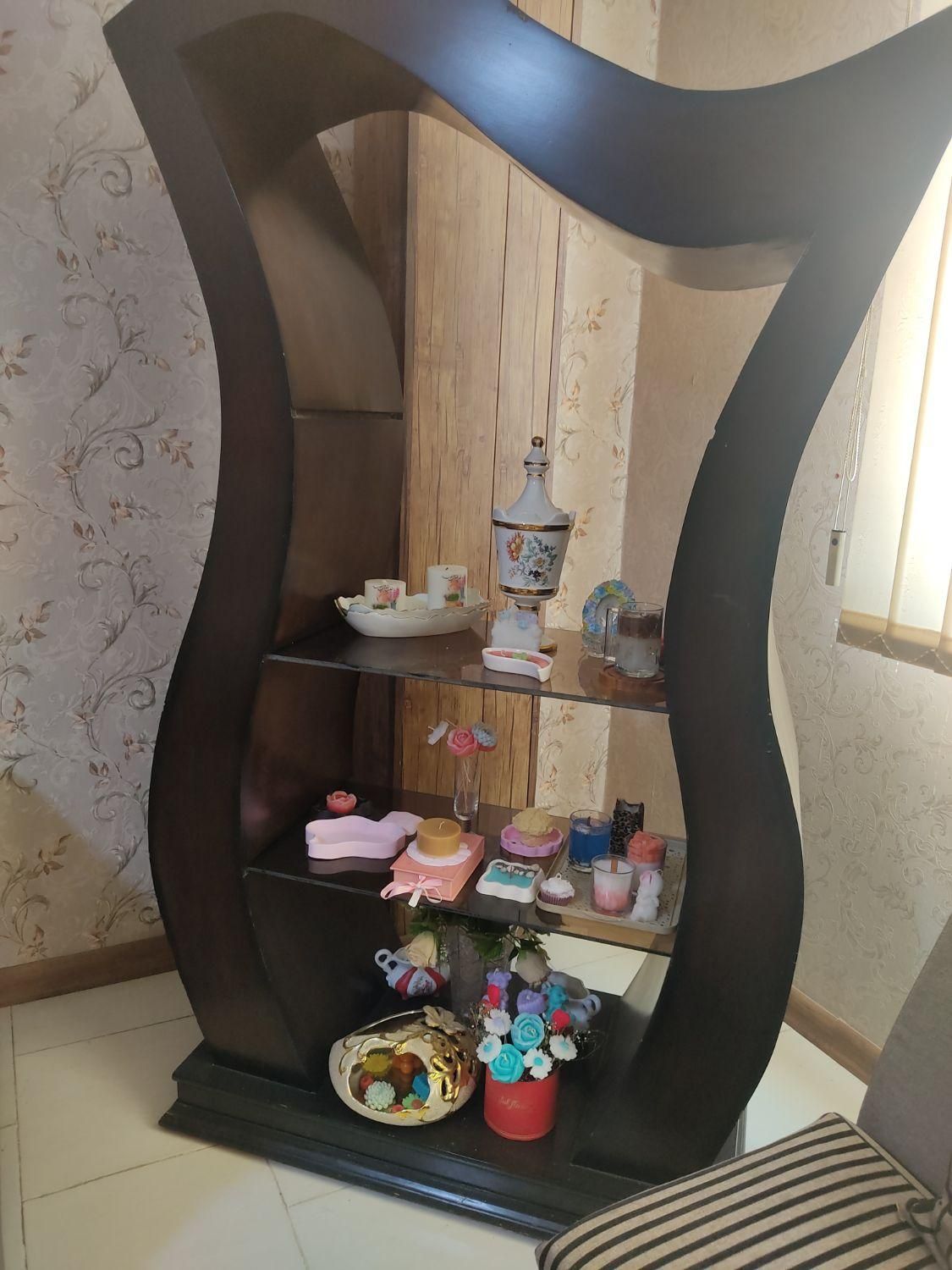 بوفه چوبی|بوفه، ویترین، کنسول|شاهین‌شهر, شهرک پردیس|دیوار