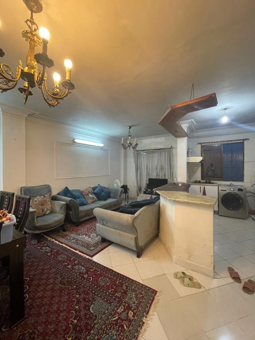 ۸۰متری/۲خواب/طبقه اول/پارکینگ/نزدیک بر اصلی|اجارهٔ آپارتمان|رشت, شهرک قدس|دیوار