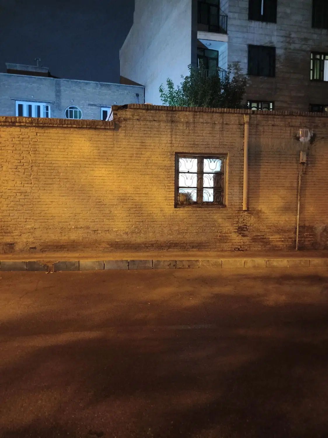 مشارکت میدان انقلاب بر خیابان فرصت 370 متر دو کله|مشارکت در ساخت املاک|تهران, نصرت|دیوار