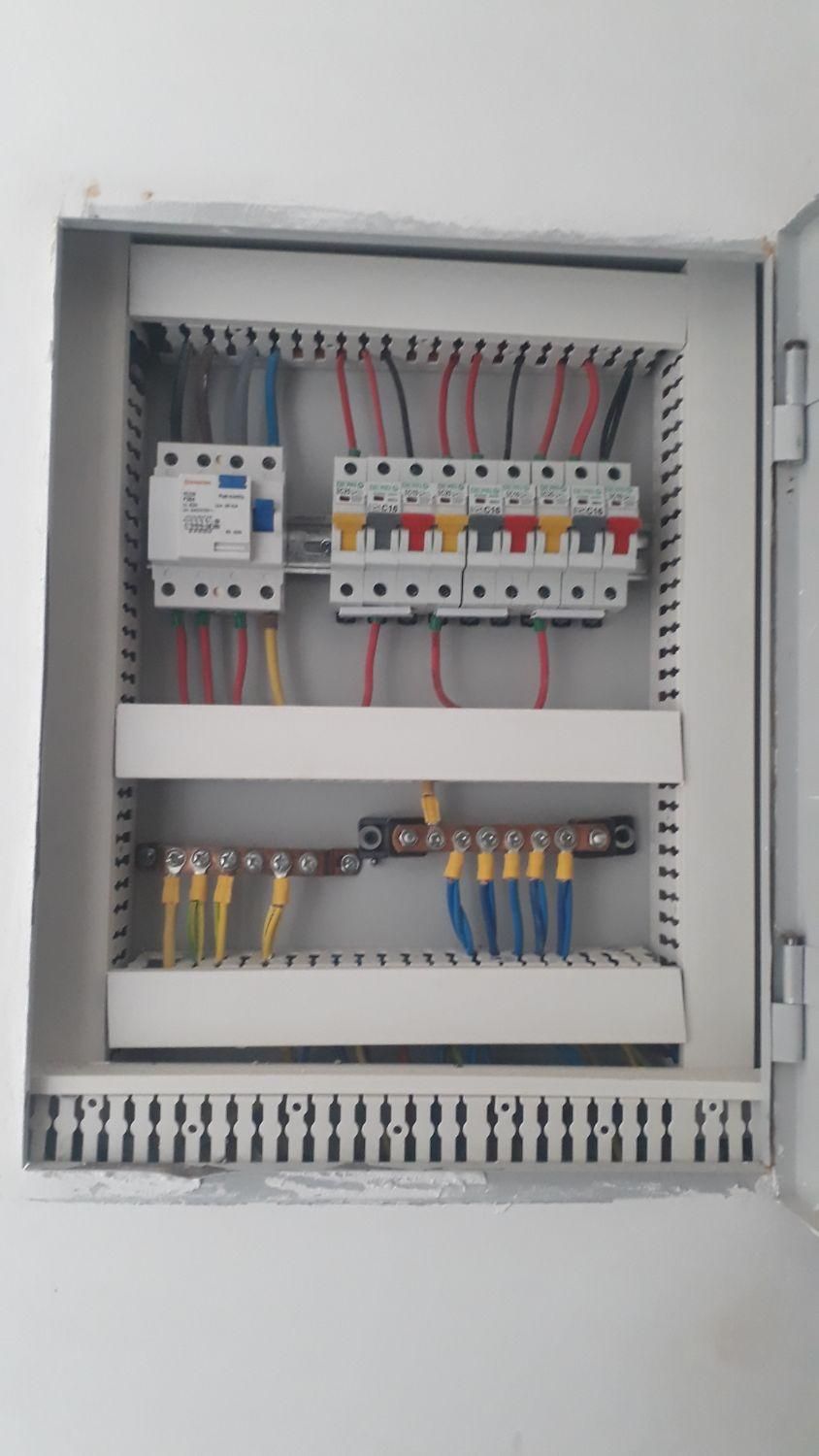 برقکار برقکاری تعمیرات ساختمانی‌وصنعتی|خدمات پیشه و مهارت|بندر ماهشهر, |دیوار